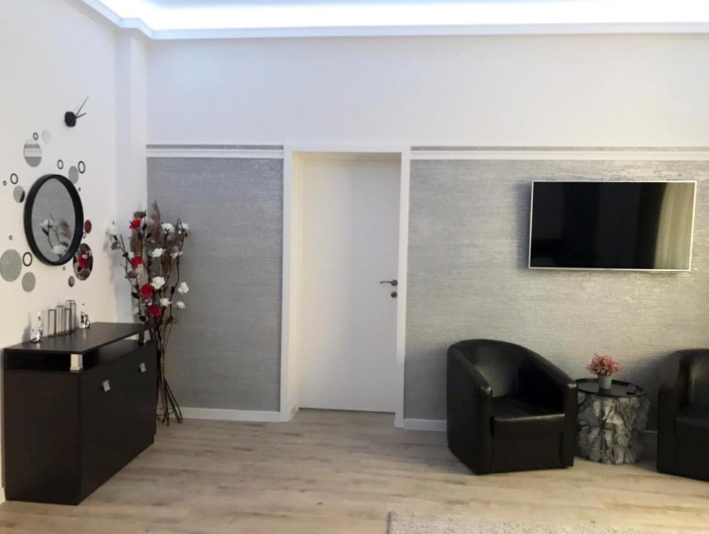 22 Loop Apartment Braşov Buitenkant foto